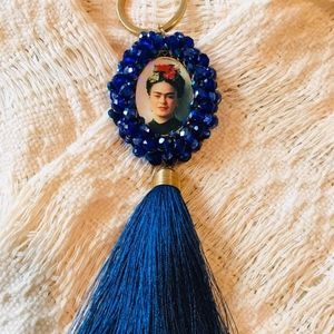 BRAND NEW exquisite Frida Kahlo Handbag Accessory